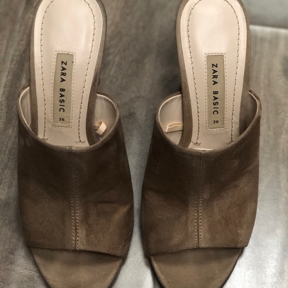 ZARA Suede slip on sandals with methacrylate heels - Picture 4 of 7